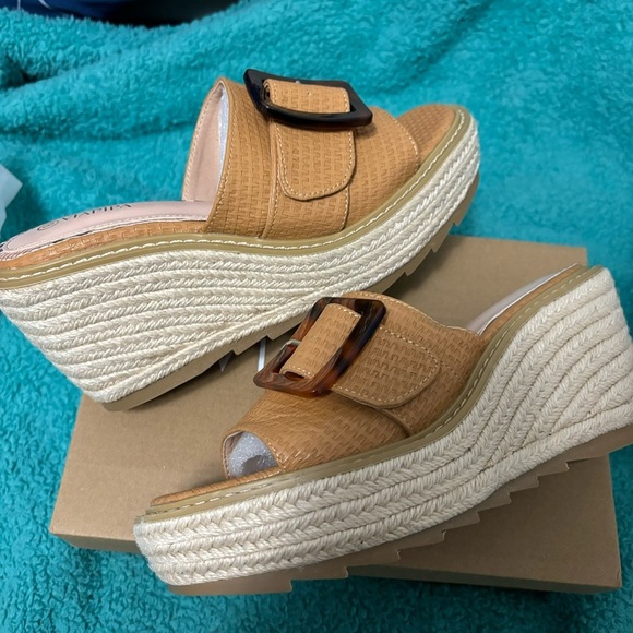 Espadrille Platform Wedge Sandals - Size 8 - Picture 9 of 16